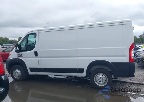 2021 Ram Promaster 1500 Low Roof 136 Wb из США, поврежденный, VIN 3C6LRVAG1ME515699